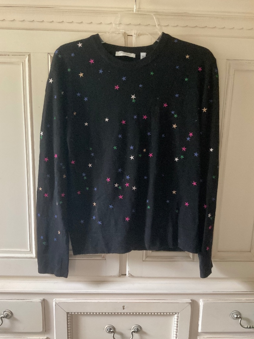 Med Equipment Pullover
